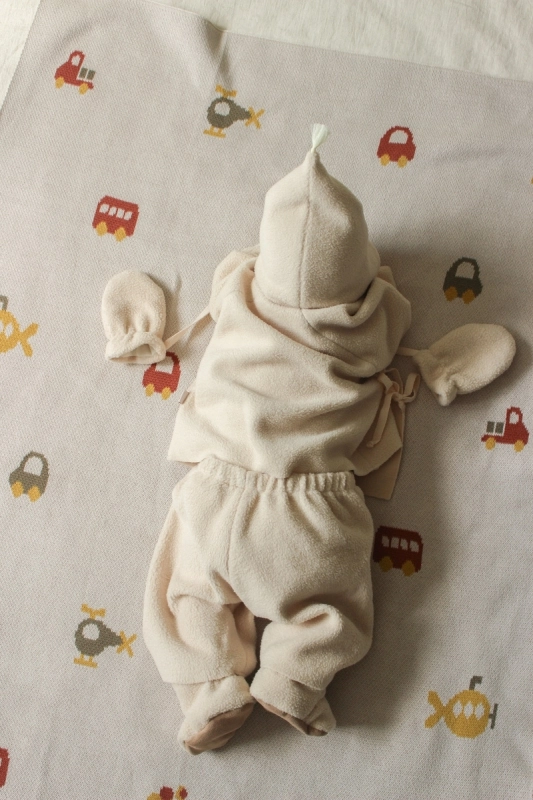 1 (25) Плед детский Loomknits (80х120 см) 2