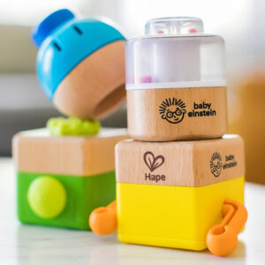 Игрушка Hape развивающая для новорожденных "4 навыка" 19