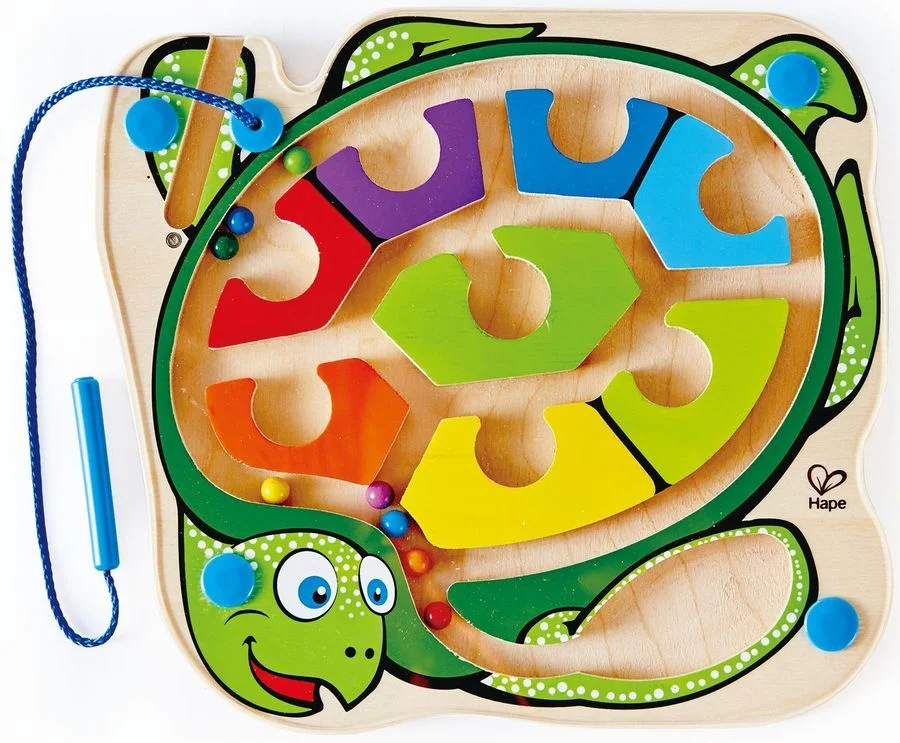 1734949_v01_b.1024x1024w.jpg Игрушка Hape магнитный лабиринт "Черепашка" (Учим цвета радуги) 1