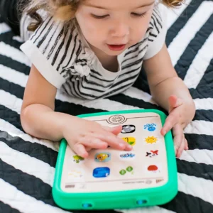 Музыкальная игрушка Hape развивающая, сенсорная "Планшет" 12