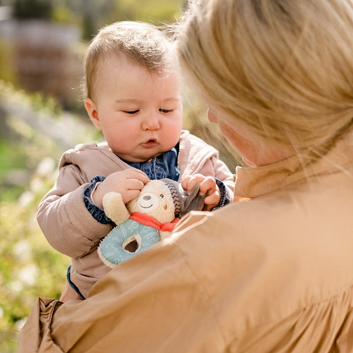 image_060164_ring_greifling_bear_07_kl_insta_min Мягкая погремушка-кольцо FEHN Мишка Бруно 3