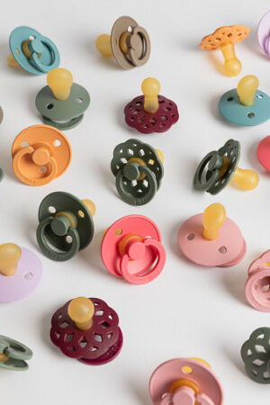 Пустышка латексная BIBS Colour - Mocha, 6+ мес 8