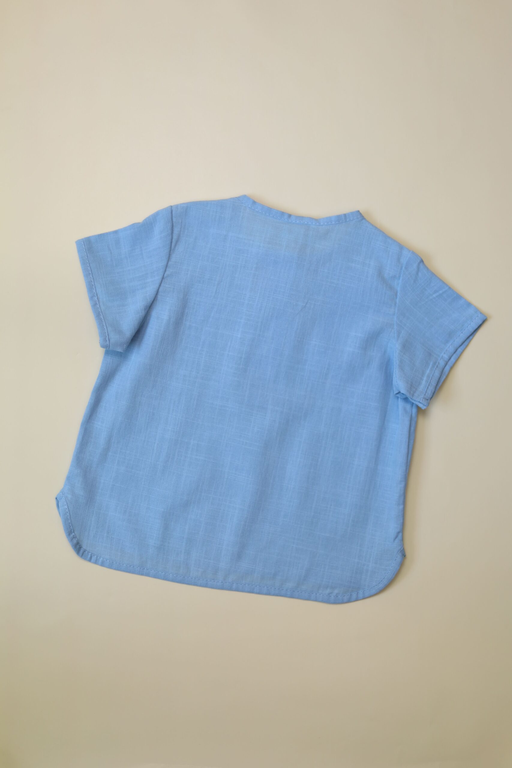 Рубашка голубая