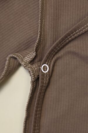 Bodi MATUSHKIN na zapah, dlinnyj rukav, shvy naruzhu, interlok-lapsha(2) Боди MATUSHKIN на запах, длинный рукав, швы наружу, интерлок-лапша, цвет капучино