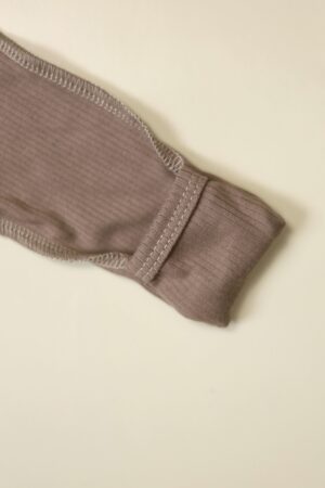 Bodi MATUSHKIN prjamaja zastezhka, dlinnyj rukav, shvy naruzhu,interlok-lapsha(4) Боди MATUSHKIN прямая застежка, длинный рукав, швы наружу,интерлок-лапша, цвет капучино