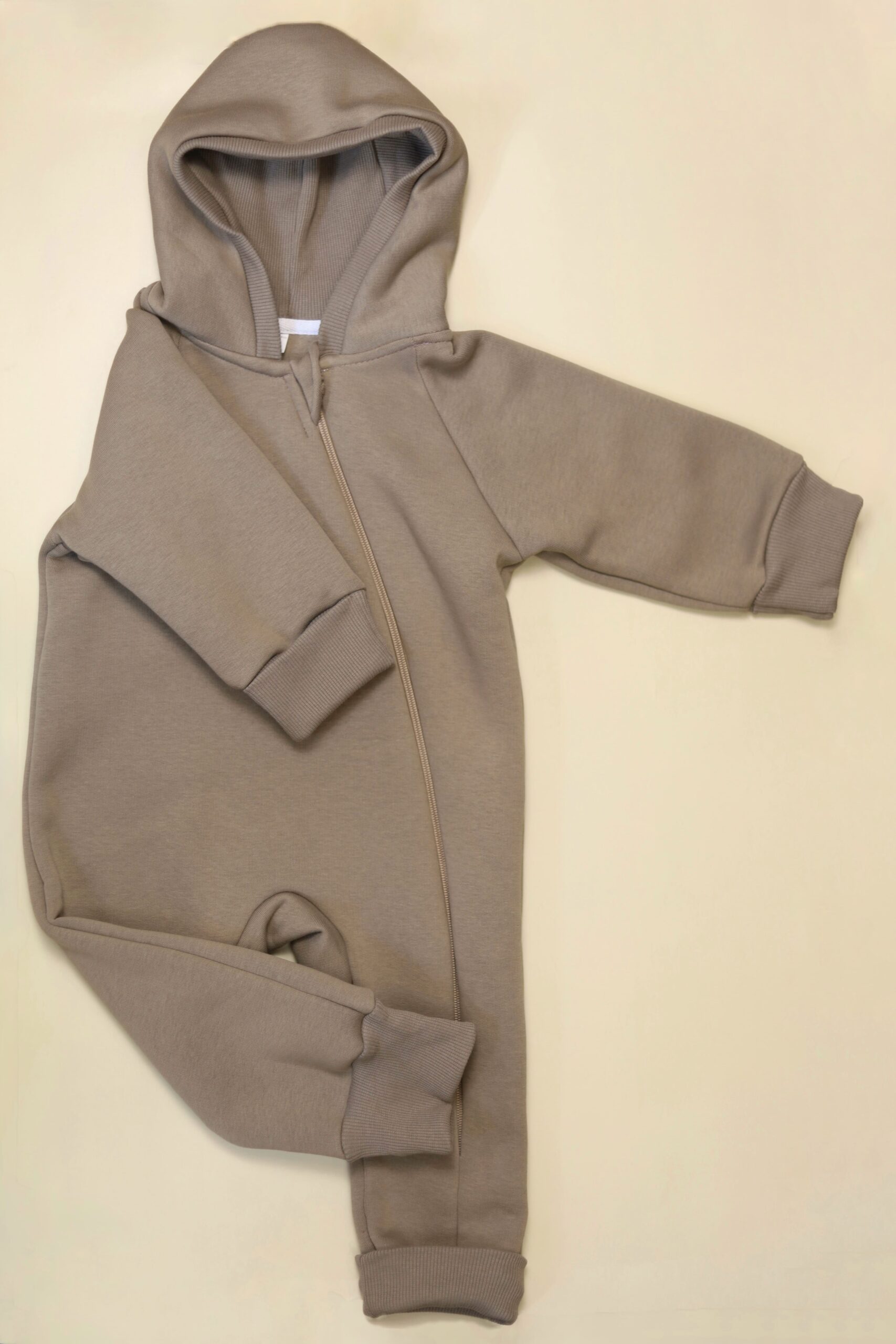 Комбинезон MATUSHKIN с капюшоном,на молнии в ножку,ручки и ножки с манжетами,футер с начесом 1 серый