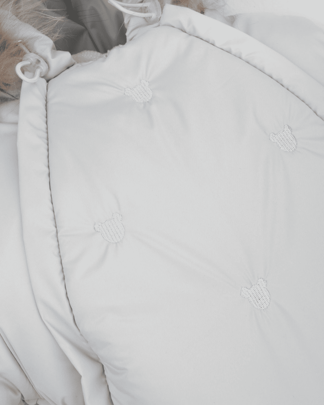 IMG_1642 Комбинезон-трансформер MATUSHKIN «Акварель.Вышивка Медвежонок», с опушкой, 3 сезона, цвет серый