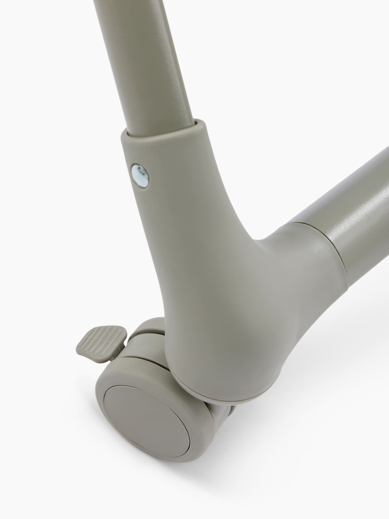 Стульчик для кормления Happy Baby ROMEO 15 romeo_olive