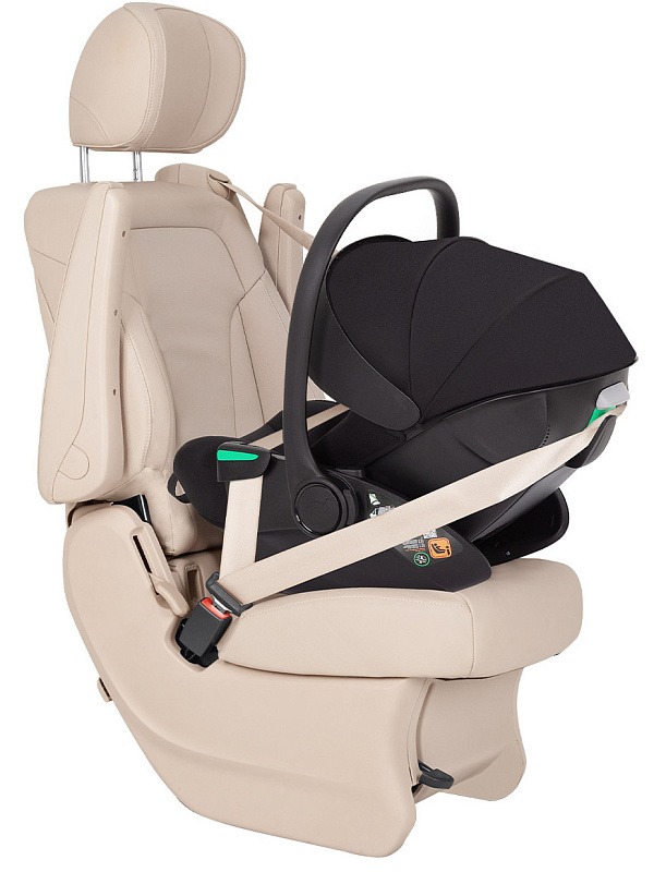 Автокресло группы 0+ Carrello Vega lite + база 9 Автокресло группы 0+ Carrello Vega lite + база