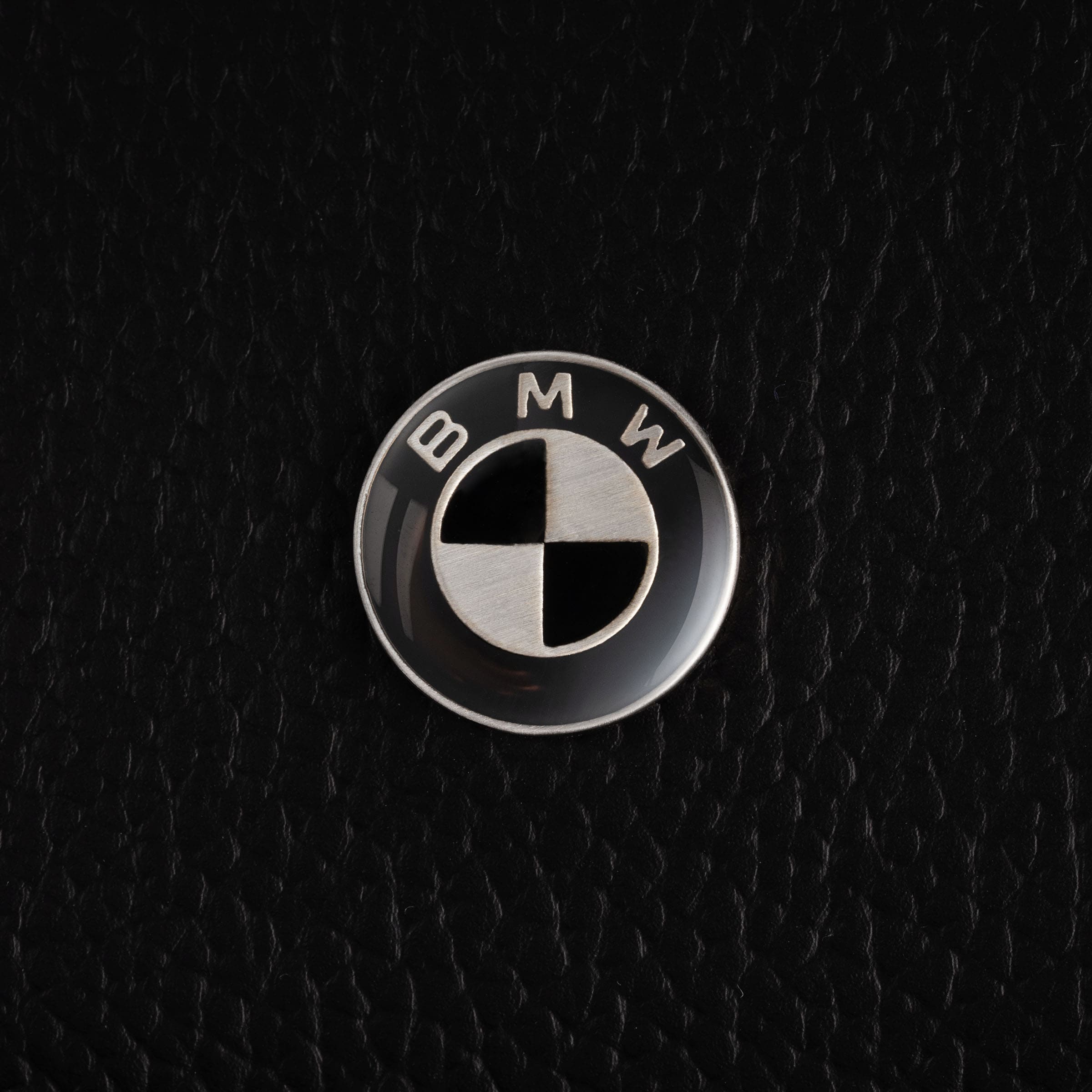 Cумка Nuna ESSENTIAL BMW 4 Cумка Nuna ESSENTIAL BMW