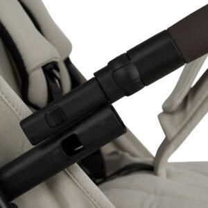 Коляска прогулочная Pituso Q3